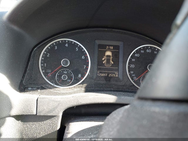 Продажа на аукционе авто 2013 Volkswagen Tiguan S, vin: WVGAV3AX1DW624424, номер лота: 43898105