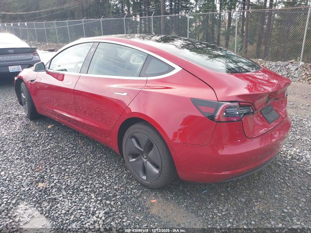 2019 TESLA MODEL 3 5YJ3E1EB2KF496776 Photo 2