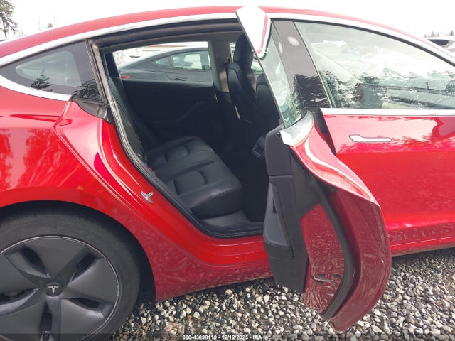 2019 TESLA MODEL 3 5YJ3E1EB2KF496776 Photo 7