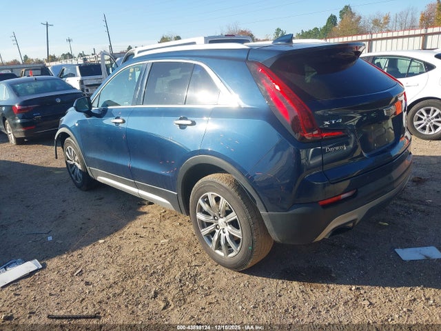 2019 CADILLAC XT4 1GYFZCR40KF124948 Photo 2