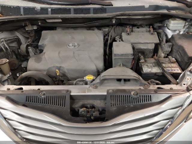 Продаж на аукціоні авто 2013 Toyota Sienna Xle V6 8 Passenger, vin: 5TDYK3DC5DS317360, номер лоту: 43898135