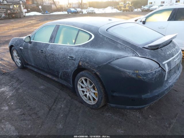 2011 PORSCHE PANAMERA WP0AB2A73BL061706 Photo 2