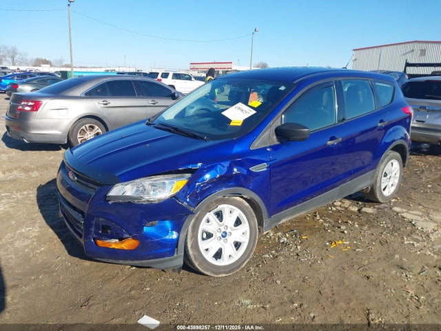 Продажа на аукционе авто 2016 Ford Escape S, vin: 1FMCU0F75GUC88361, номер лота: 43898257