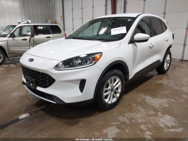 Ford ESCAPE SE 2020 1FMCU9G60LUB42017 Image 2