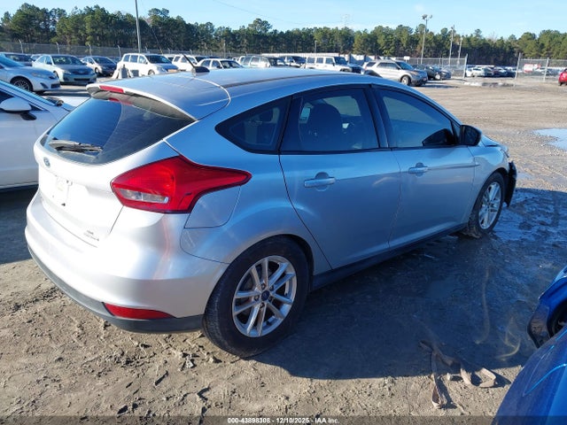 1FADP3K25GL235117 Ford FOCUS SE