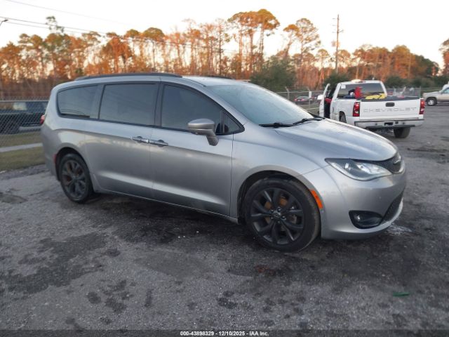 2019 CHRYSLER PACIFICA 2C4RC1GG5KR528682