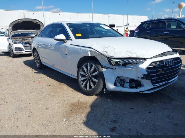 2021 AUDI A4 WAUBBAF41MN009959 Photo 0