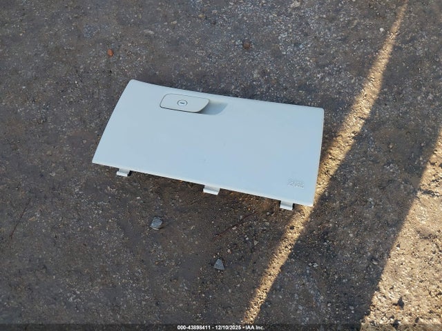 Aukcja sprzedaży 2015 Chrysler 200 Limited, vin: 1C3CCCAB8FN757685, numer aukcji: 43898411