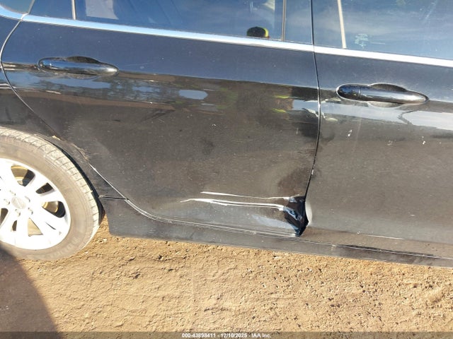 Aukcja sprzedaży 2015 Chrysler 200 Limited, vin: 1C3CCCAB8FN757685, numer aukcji: 43898411