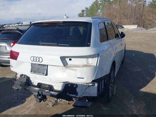 43898425 :رقم المزاد ، WA1LHAF74JD051957 vin ، 2018 Audi Q7 2.0t Premium مزاد بيع