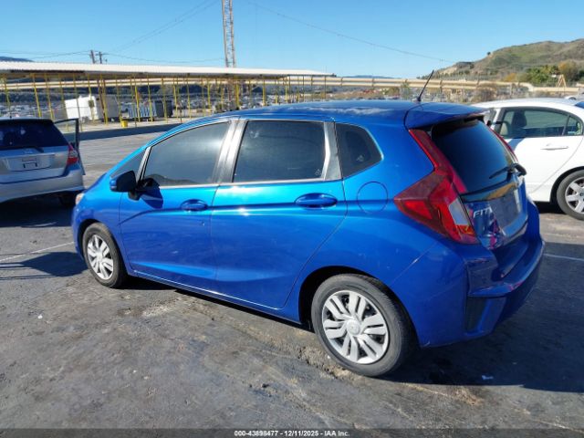 2016 HONDA FIT JHMGK5H59GS007550 Photo 2