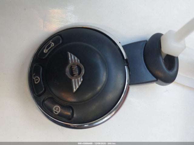 2012 MINI COOPER WMWSU3C50CT539935 Photo 10