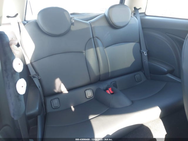 2012 MINI COOPER WMWSU3C50CT539935 Photo 7