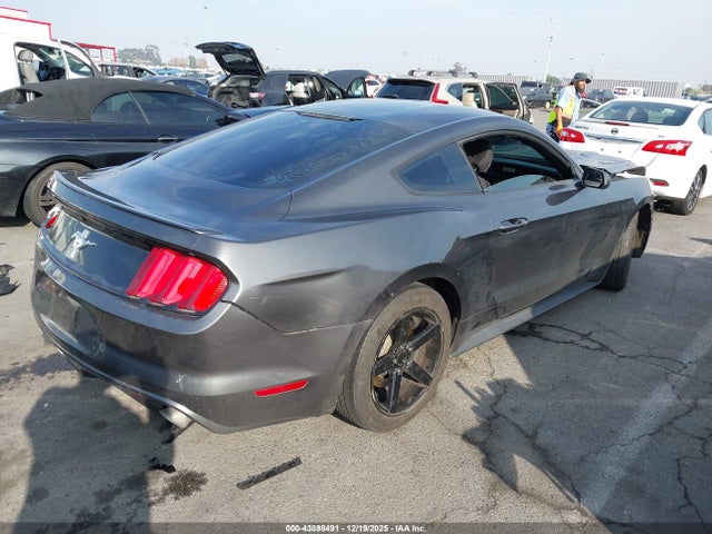 Ford Mustang 2016 1FA6P8AM9G5273172 Image 4