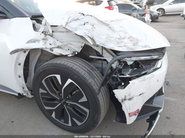 KNDC34LA3R5206929 KIA Ev6 Light/wind