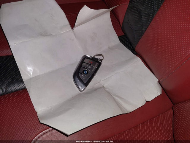 2022 BMW X6 M 5YMCY0C04N9L82643 Photo 10