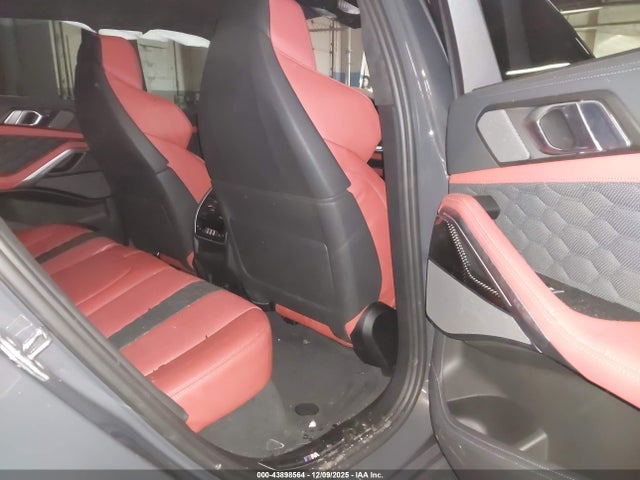 2022 BMW X6 M 5YMCY0C04N9L82643 Photo 7