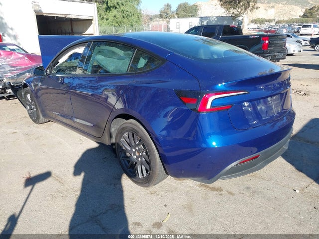 2025 TESLA MODEL 3 5YJ3E1EA0SF004091 Photo 2