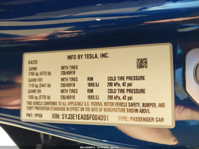 2025 TESLA MODEL 3 5YJ3E1EA0SF004091 Photo 8