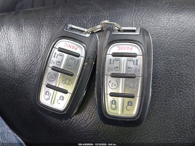 2020 CHRYSLER PACIFICA 2C4RC1BG8LR238154 Photo 10