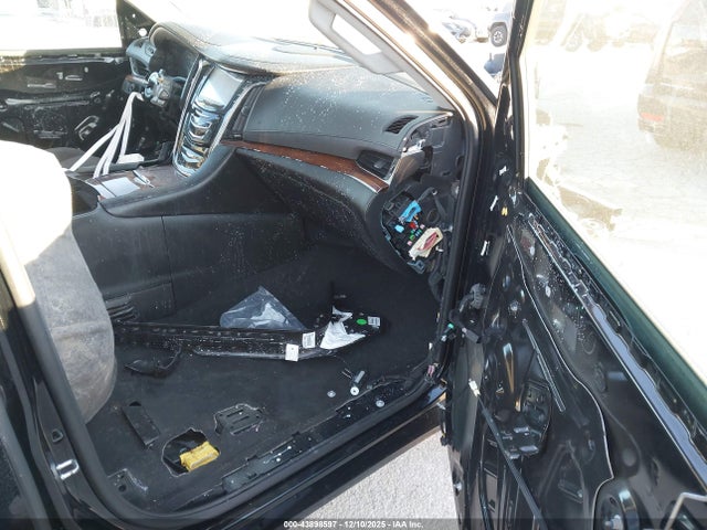 2015 CADILLAC ESCALADE 1GYS3BKJ3FR266998 Photo 4