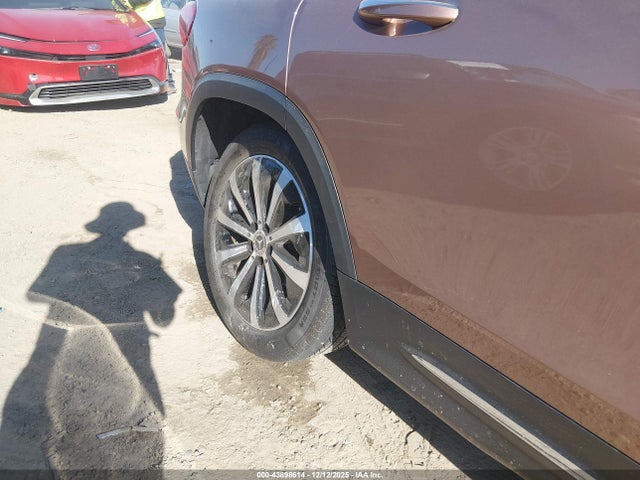 W1N4M4GB0NW233572 Mercedes-Benz GLB 250