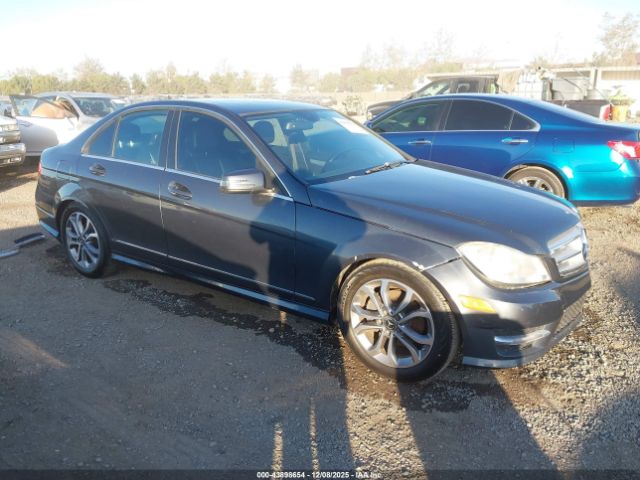 2013 MERCEDES-BENZ C 250 WDDGF4HB5DA791061