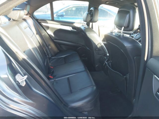 2013 MERCEDES-BENZ C 250 WDDGF4HB5DA791061 Photo 7