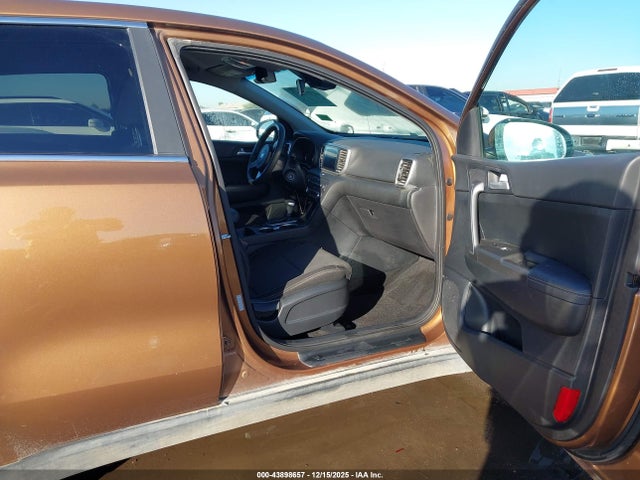 2021 KIA SPORTAGE KNDPM3ACXM7849076 Photo 4