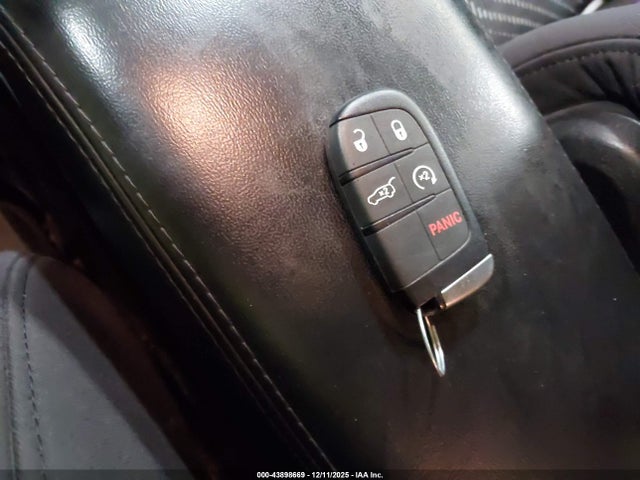 Продажа на аукционе авто 2013 Dodge Journey Sxt, vin: 3C4PDDBG1DT586639, номер лота: 43898669