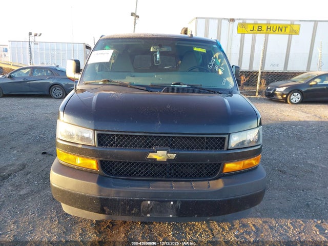1GAZGNFG3L1254085 Chevrolet Express Passenger Rwd 3500 Extended Wheelbase Ls