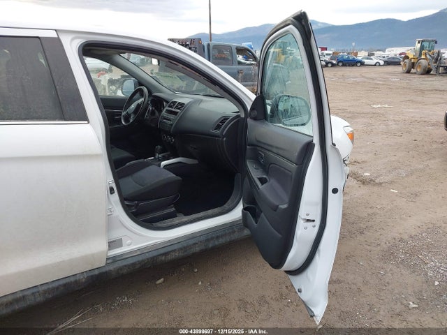 2013 MITSUBISHI OUTLANDER SPORT 4A4AR4AU3DE001423 Photo 4