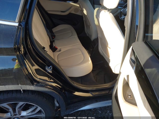 WBXHT3C30H5F71445 BMW X1 Xdrive28i