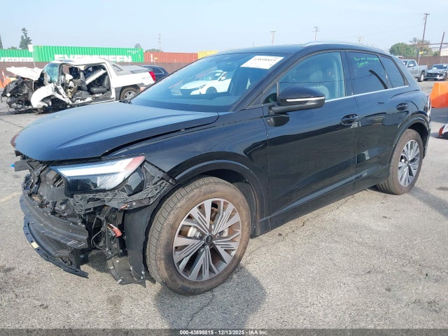 2023 AUDI Q4 E-TRON WA1BCBFZ0PP081059 Photo 1