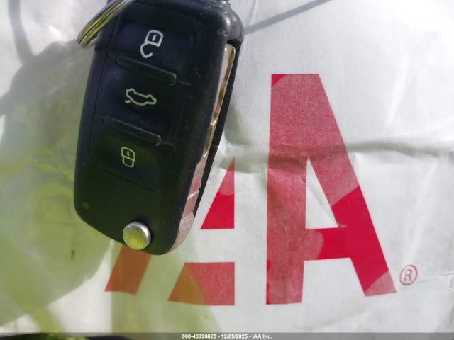 43898820 :رقم المزاد ، 3VWD17AJ6EM396094 vin ، 2014 Volkswagen Jetta 1.8t Se مزاد بيع