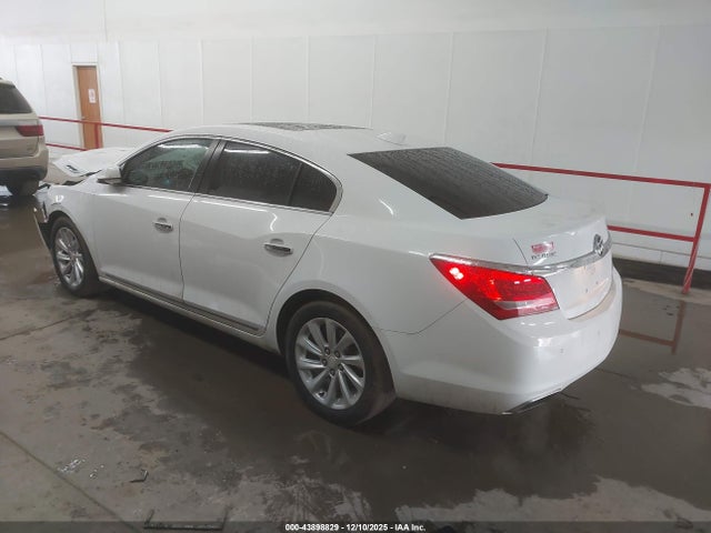 43898829 :رقم المزاد ، 1G4GB5G35FF176260 vin ، 2015 Buick Lacrosse Leather مزاد بيع