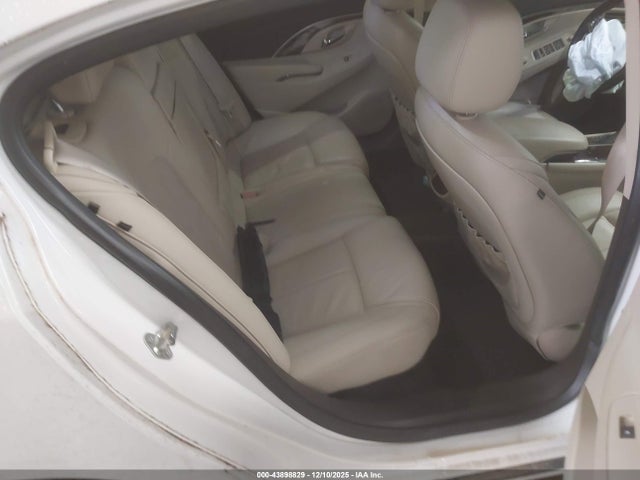 43898829 :رقم المزاد ، 1G4GB5G35FF176260 vin ، 2015 Buick Lacrosse Leather مزاد بيع