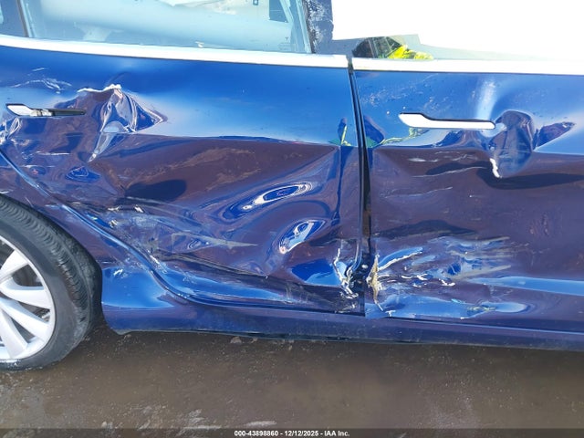 2018 TESLA MODEL 3 5YJ3E1EA7JF124999 Photo 5