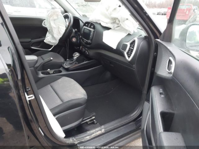 2022 KIA SOUL KNDJ23AU9N7172981 Photo 4