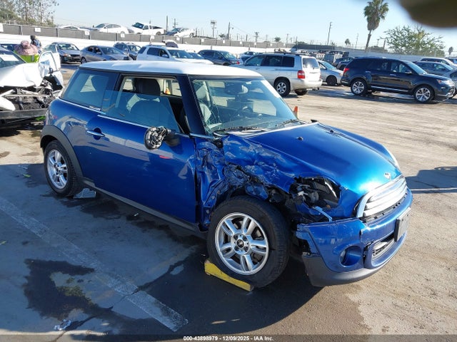 2012 MINI COOPER WMWSU3C50CT264924 Photo 0