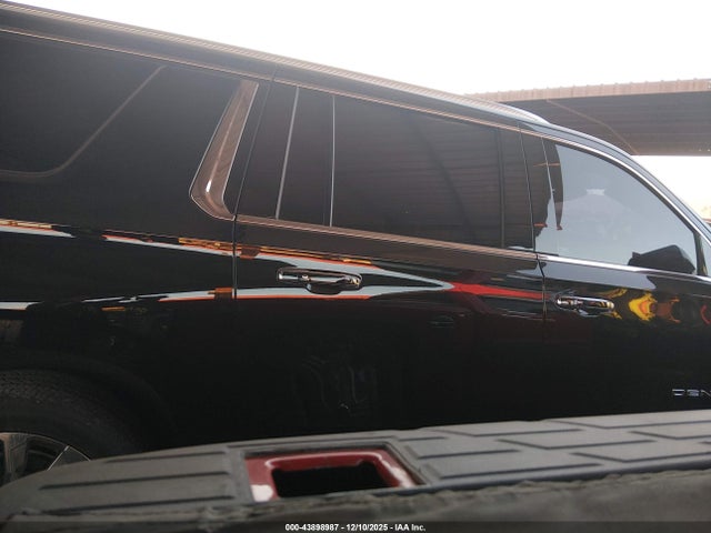 1GKS2JKL1PR545022 GMC Yukon Xl 4wd Denali