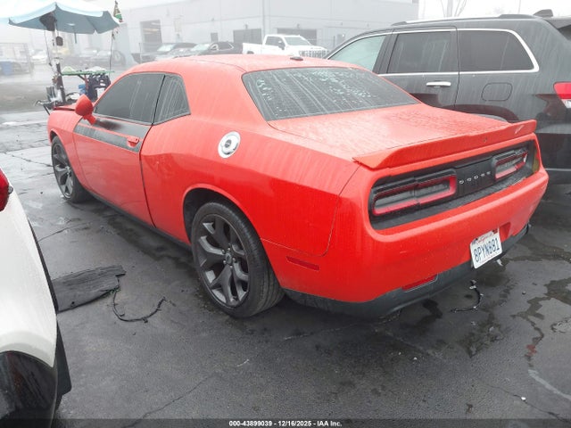 2019 DODGE CHALLENGER 2C3CDZBT4KH550916 Photo 2