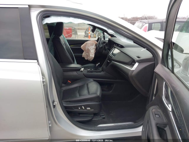 2020 CADILLAC XT5 1GYKNCRS3LZ185493 Photo 4