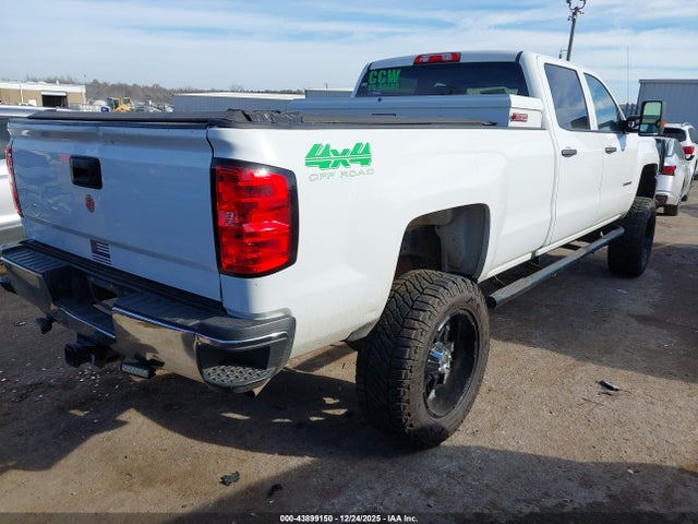 2017 CHEVROLET SILVERADO 2500HD 1GC1KUEGXHF211937 Photo 3