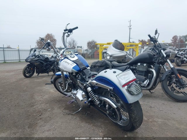 2010 HARLEY-DAVIDSON FXDC 1HD1GV419AC321291 Photo 2