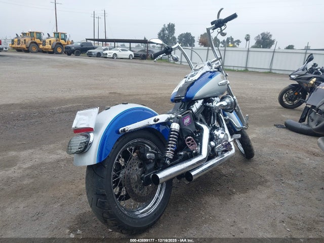 2010 HARLEY-DAVIDSON FXDC 1HD1GV419AC321291 Photo 3