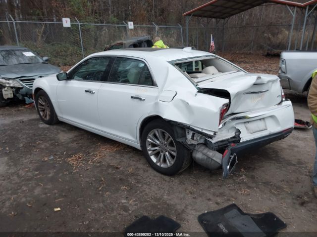 2016 CHRYSLER 300C 2C3CCAEG3GH268812 Photo 2