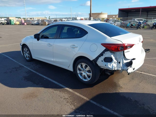 3MZBM1T79GM310776 Mazda Mazda3 I Sport