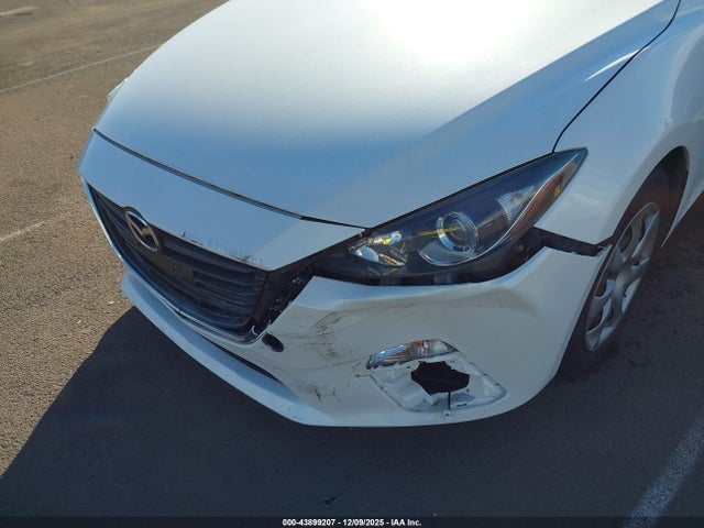 3MZBM1T79GM310776 Mazda Mazda3 I Sport
