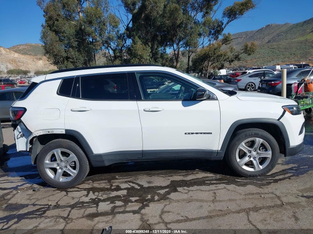 Jeep Compass Latitude 4x4 2023 3C4NJDBN6PT561934 Image 13